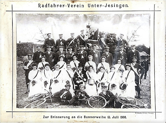 Radfahrer Verein 1908, Frauen durften damals noch nicht mit radeln